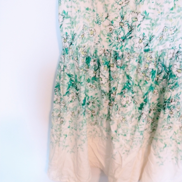 LC Lauren Conrad cream fit and flare dress with green floral pattern and lace de - Picture 4 of 6